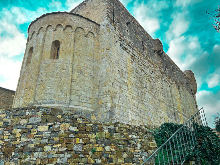 Chiesa fortezza di San Pietro