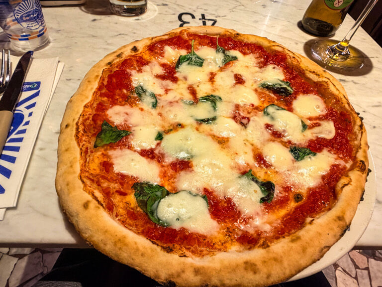 Pizza senza glutine a Napoli, da Gino e Toto Sorbillo